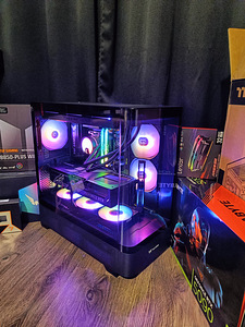 Ryzen 7 9800X3D / RTX 5090 / 2TB M.2 / AIO / WINDOWS 11 (7 foto / 10)