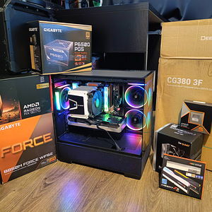 AMD Ryzen 5 9600X / RX 9070 / DDR5 32GB / ARGB / WINDOWS 11 (1 foto / 5)