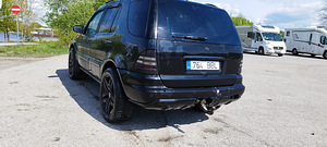 Mercedes-Benz ML500 (3 foto / 9)