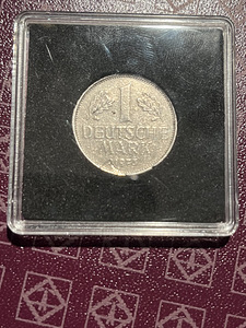 1 Deushe Mark 1973 год - винт - дефект (1 фото из 2)