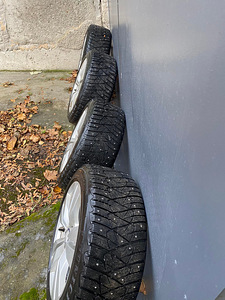 5x112 Mercedes-Benz valuveljed + Dunlop naastrehvid (6 foto / 6)