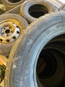 Nokian Hakkapeliitta naastrehvid 215/65 R16 (3 foto / 3)