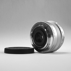 Panasonic Leica DG Summilux 15mm f/1.7 ASPH (4 foto / 5)