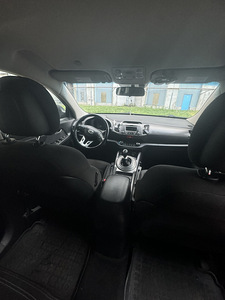 Kia sportage (5 foto / 5)