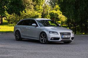 Audi S4 3.0 245kW (1 foto / 15)