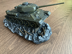 Rahakassa, tank! (1 foto / 4)