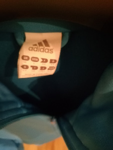 Helesinine Adidas spordijakk 42-44 (5 foto / 5)