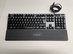 SteelSeries Apex 5 klaviatuur