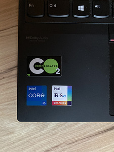 Lenovo T15 (3 foto / 4)