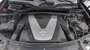 Mercedes-Benz GL420CDI 4Matic Offroad (15 foto / 15)