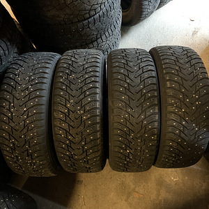 Nokian Hakkapeliitta 8 215/60/R17 100T (1 foto / 4)