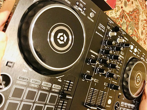 Kontroller Pioneer DDJ-400 (2 foto / 4)