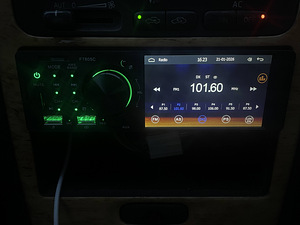 1DIN Autoraadio Android Auto / Carplay 4" ekraan (5 foto / 5)