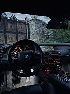BMW F01 M-pakett 740d 3.0d 225kw 2012a (5 foto / 14)