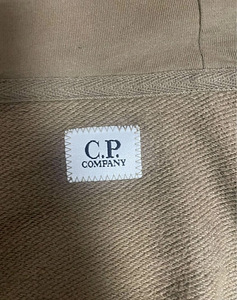 Cp company (2 foto / 4)