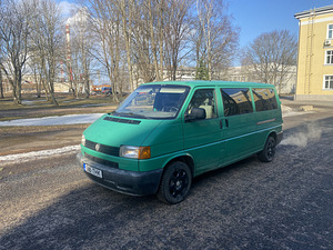 VOLKSWAGEN TRANSPORTER KOMBI (1 foto / 6)