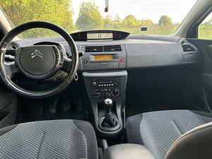 CITROEN C4 (5 фото из 5)