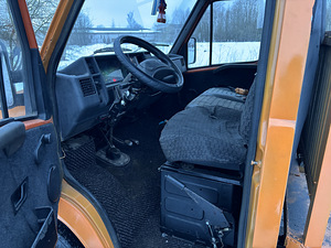 PEUGEOT 290 L , 2.5 70 Kw , manual , B-Cat (8 foto / 10)