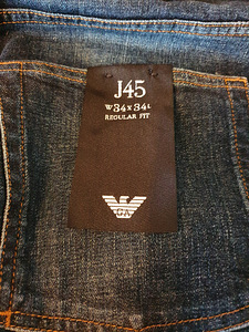 Emporio Armani teksad L (5 foto / 8)