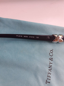 TIFFANY&CO. (4 фото из 6)