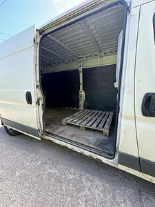 PEUGEOT BOXER (6 foto / 11)