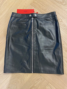 НОВАЯ юбка женская кожаная Hugo Boss ,размер M