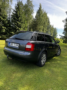Audi a4 b6 1.9 TDI (7 foto / 11)