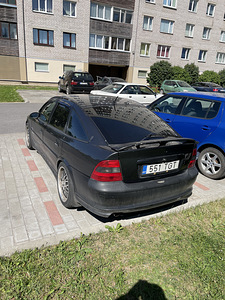 Opel Vectra B (3 foto / 6)