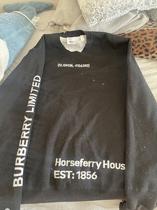 Burberry limited XL (5 foto / 5)