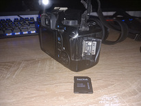 Pentax K-m (K2000) kaamera
