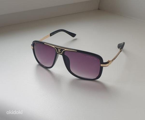 Новые солнцезащитные очки Burberry, Louis Vuitton, Carrera (фото #5)