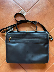 Kenneth Cole sülearvuti kott (2 foto / 4)