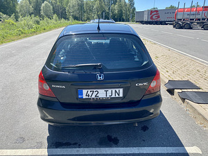 Honda Civic 1.6 manual (4 foto / 8)
