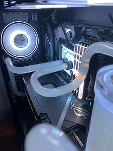 Mängu-/tööarvuti RTX3090, i9, 64GB RAM, EKWB loop (1 foto / 10)