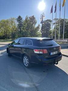 Toyota Avensis 2.0 93KV (3 foto / 7)