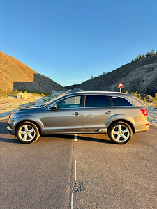 Audi Q7 4.2 (5 фото из 10)