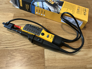 Voltage tester Fluke T110 (2 foto / 6)