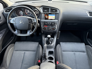 Cotroen C4 1.6 VTi 88kW (11 foto / 15)