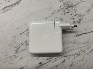 MacBook Power adapter 87 W + USB-C kaabel