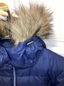 Tommy Hilfiger jope (3 foto / 4)
