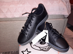 Uued Adidase tossud, 42 ( us 8,1/2) (3 foto / 8)