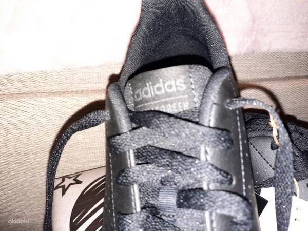 Новые кроссовки adidas, 42 ( us 8,1/2) (фото #6)