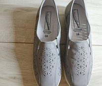 Шкіряні фірмові жіночі туфлі від Medicus - 38 р Нові