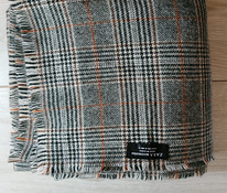Стильний, великий теплий шарф від Zara