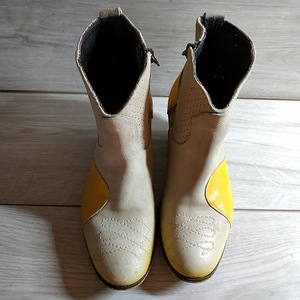 Кожаные стильные фирменные ботинки казаки Италия 36 р кожа