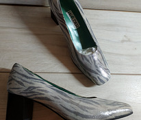 Кожаные женские фирменные туфли от Walder 37/5 р кожа везде