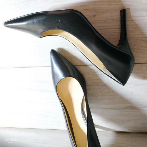 Кожаные стильные классические туфли от Ralph Lauren 39 (фото #6)