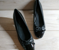 Шкіряні фірмові красиві жіночі туфлі від Mint berry 39 -