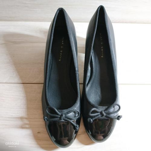 Кожаные фирменные красивые женские туфли от Mint berry 39 - (фото #3)
