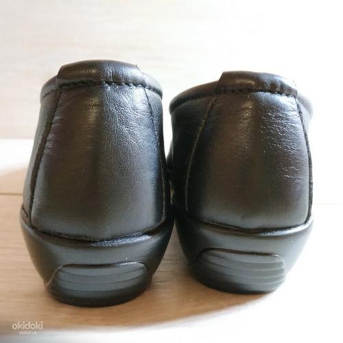 Шкіряні фірмові жіночі базові туфлі - мокасини 38 р - Але (фото #3)
